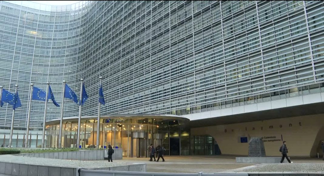 Trojka neće pristati ni na jedan zakon koji bi pravio invalidne institucije u Bosni i Hercegovini